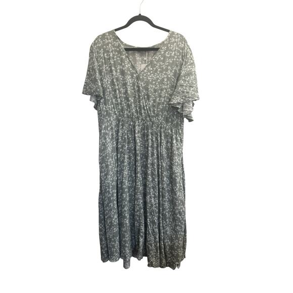 NWT Bloomchic 18 20 Ditsy Green Floral Print Button V Neck Midi Dress #5131 - Picture 1 of 8